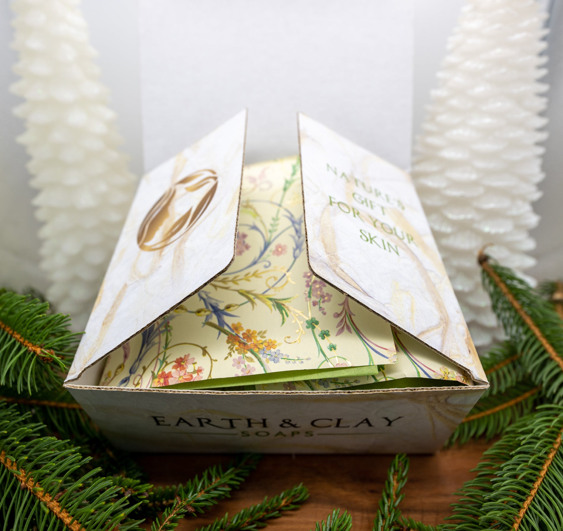 Custom Gift Box (Large Soap, Body Scrub, Exfoliating Soap Satchel & Luxurious Face Towel)