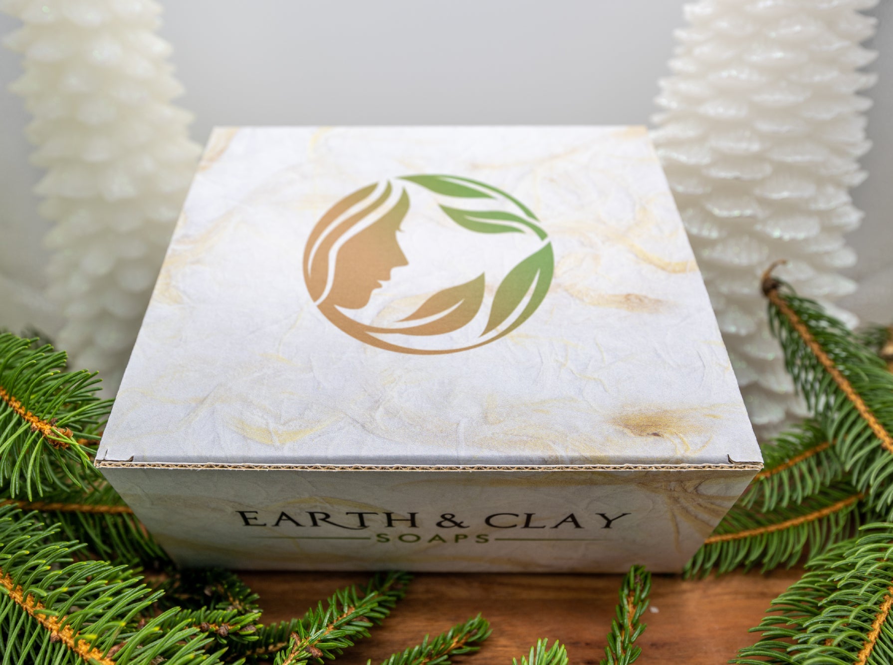 Custom Gift Box (Large Soap, Olive Wood Soap Dish & Luxurious Face Towel)